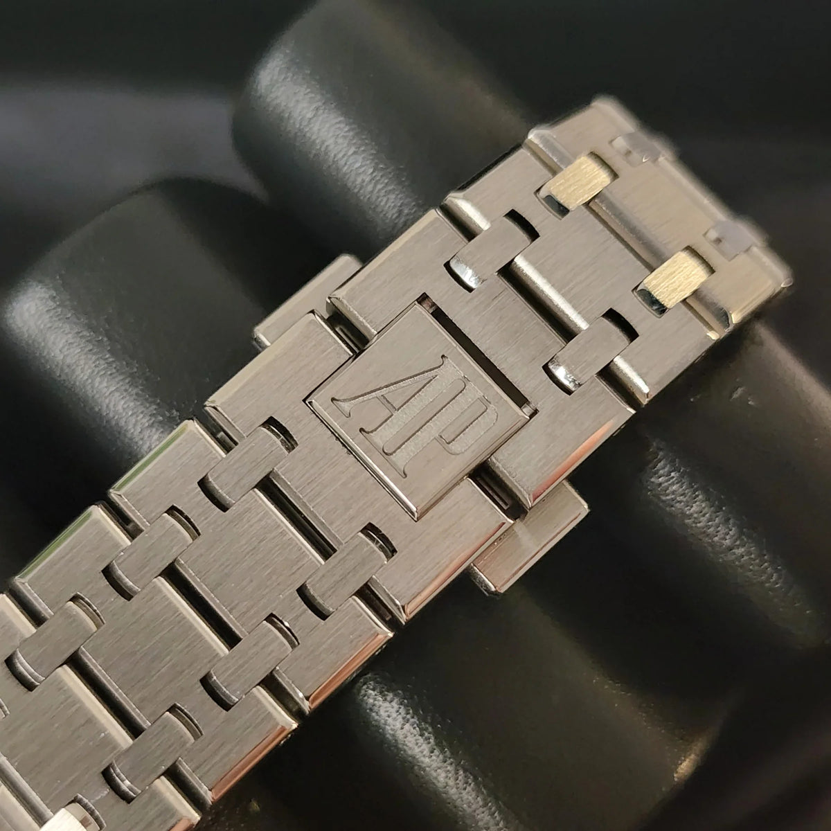 Audemars Piguet Royal Oak men's chronograph watch, grey dial, silver stainless steel bracelet – clasp close-up