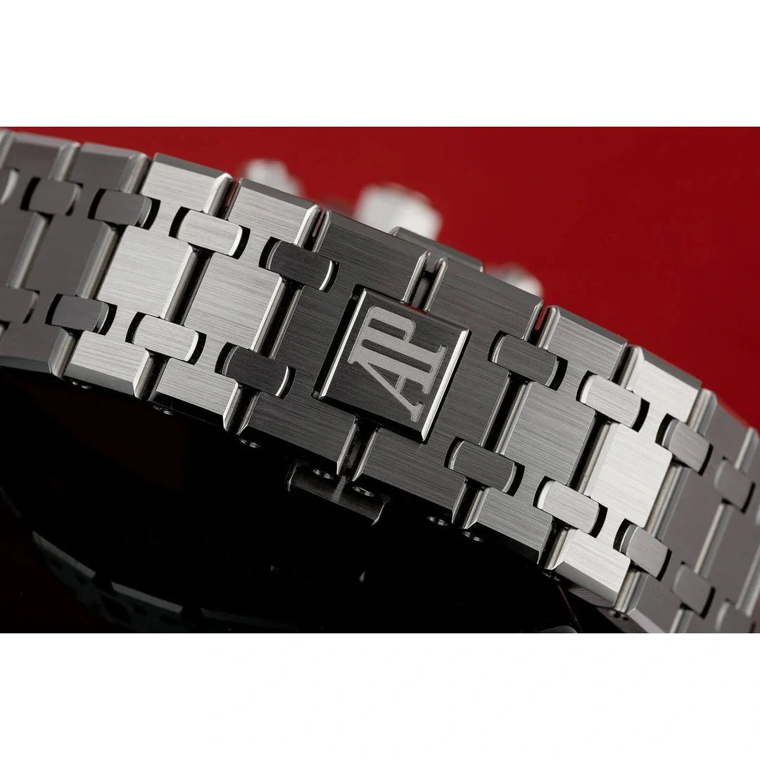 Audemars Piguet Royal Oak men's chronograph watch, orange dial, silver stainless steel bracelet – bracelet close-up