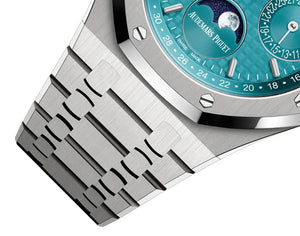 Audemars Piguet Royal Oak men's perpetual calendar watch, turquoise dial, silver stainless steel bracelet – bracelet close-up