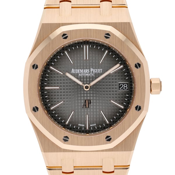 Audemars Piguet Royal Oak men's watch, grey gradient dial, rose gold bracelet – front close-up