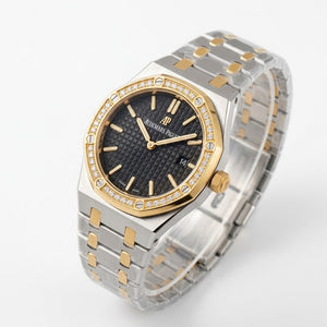 Audemars Piguet Royal Oak women's quartz watch, 33mm case, black dial, diamond bezel, two-tone gold steel strap – view 4