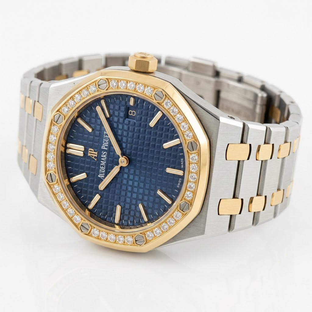 Audemars Piguet Royal Oak women's quartz watch, 33mm case, blue dial, diamond bezel, two-tone gold steel strap – view 5