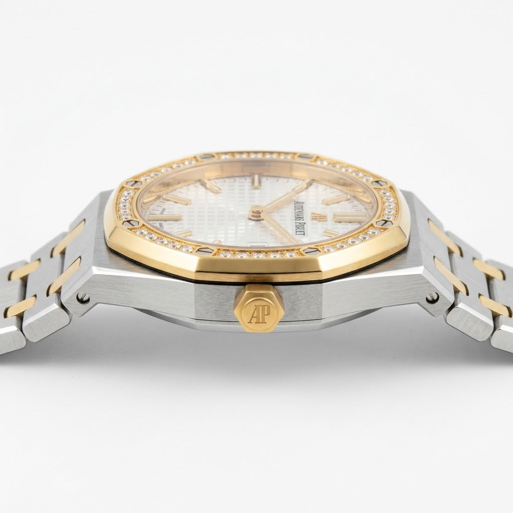 Audemars Piguet Royal Oak women's quartz watch, 33mm case, silver dial, diamond bezel, two-tone gold steel strap – view 5