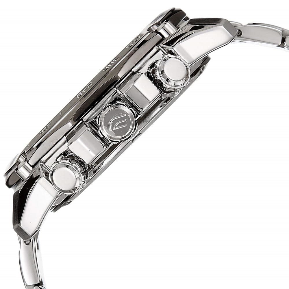 Casio Edifice EF-550D-7AV men's chronograph watch, white dial, silver-tone stainless steel bracelet – detail view 3