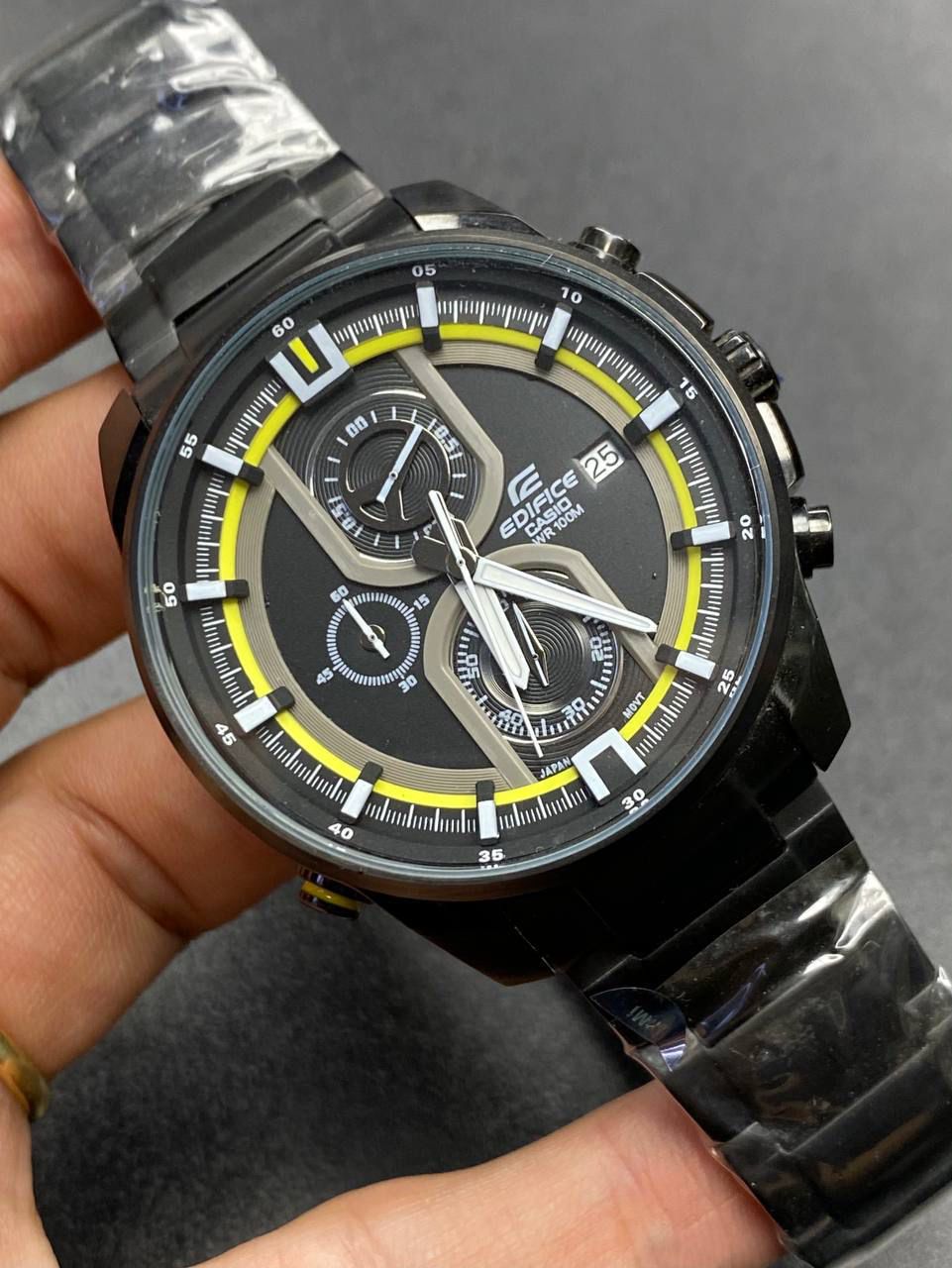 Casio Edifice EFR-533BK-1A9V men's chronograph watch, black dial, black ion-plated stainless steel bracelet – detail view 3