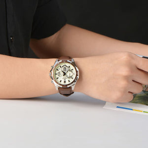 Casio Edifice EFR-554L-7AV men's chronograph watch, white dial, genuine brown leather strap – detail view 4
