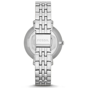 Photo of the silver deployment clasp on the metal strap of Fossil ES3433