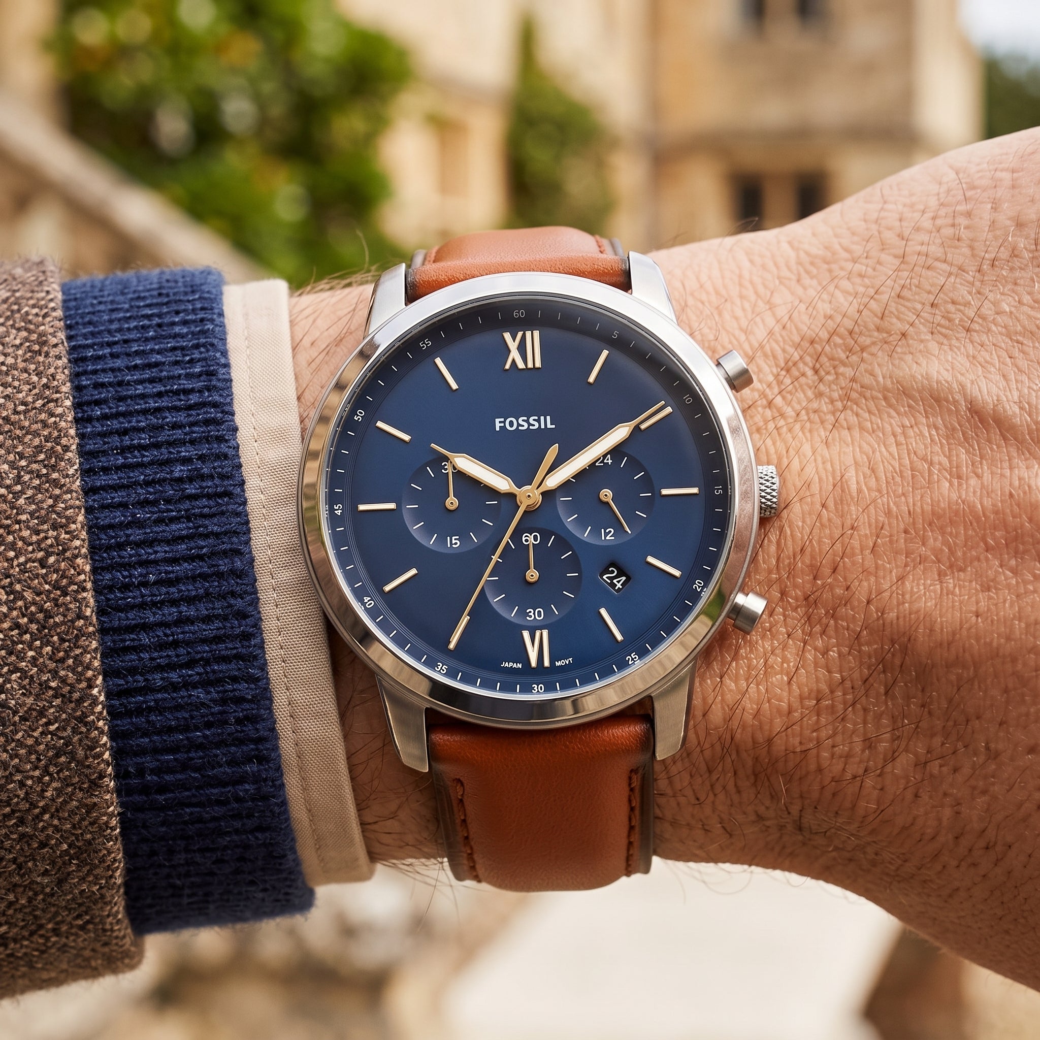 Fossil Neutra FS5453 men's chronograph watch worn on the wrist.