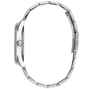 Detailed side view of the silver crown on the Guess W1082L1