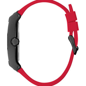 Side profile view of the 11mm black case of the Guess GW0202G7