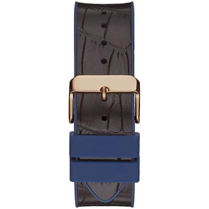 Detail of the hybrid strap on Guess GW0386G2: brown leather texture with blue rubber base