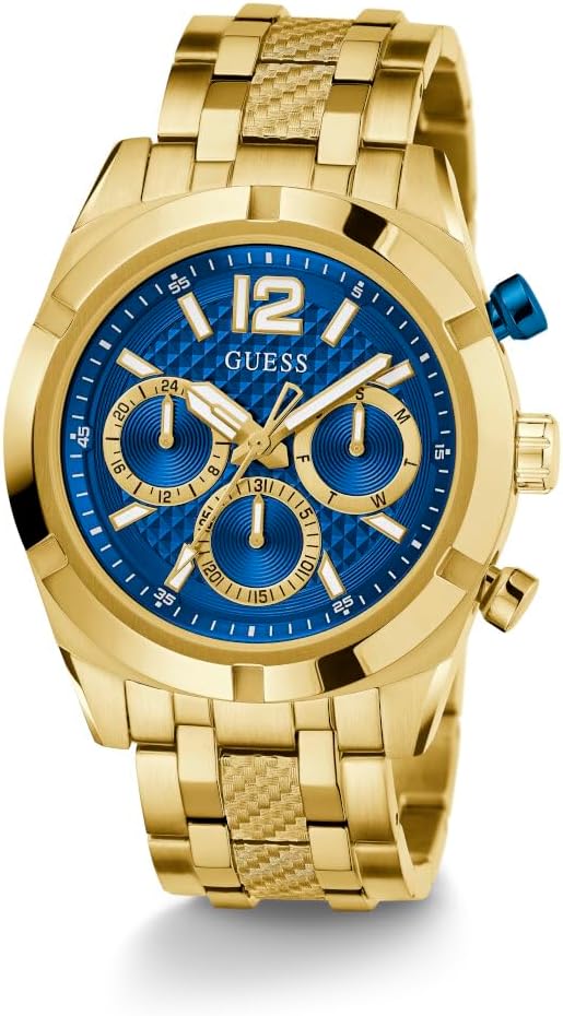 Angled profile of Guess GW0714G2 highlighting the textured bracelet links