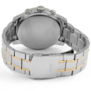 Back view of the Guess W0379G7 watch showing the stainless steel caseback and Horizon details