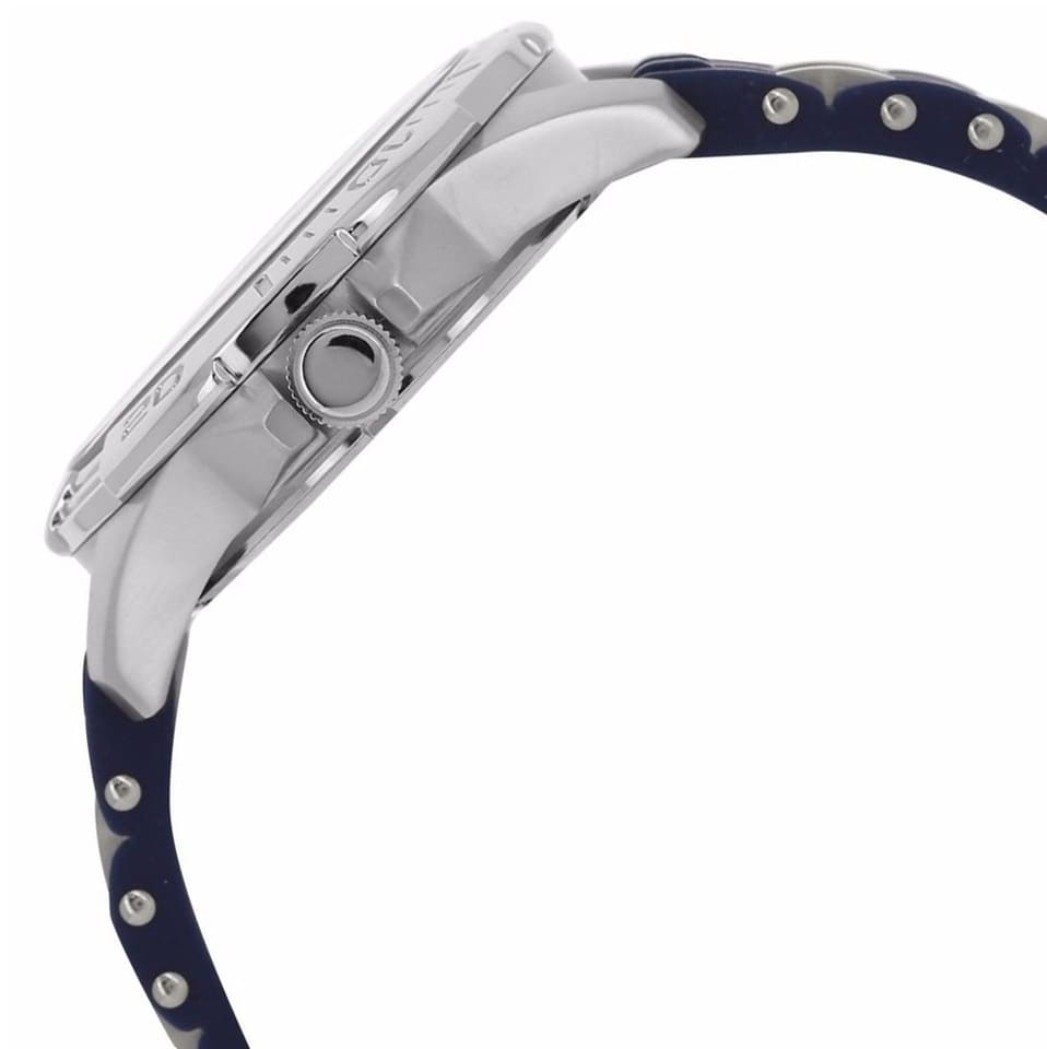 Side profile view of the 13mm silver case of the Guess W0366G2
