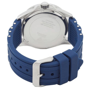 Stainless steel caseback of the Guess W0366G2 with authentic brand engravings