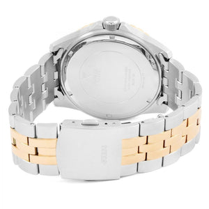 Stainless steel caseback of the Guess W1107G3 with authentic brand engravings