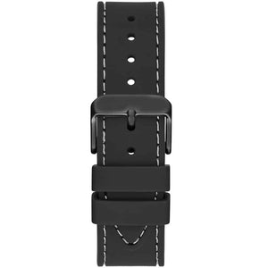 Black pin buckle on the rubber strap of the Guess W1108G3