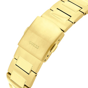 Gold-tone deployment clasp on the stainless steel bracelet of the Guess GW0572G2
