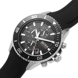 Side profile view of the 11.9mm thick stainless steel case of the Hugo Boss Admiral