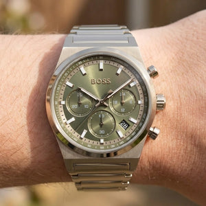 Live wrist shot of Hugo Boss Candor 1514222 chronograph men's watch.