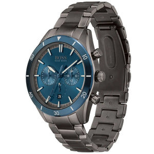Angled view of the Hugo Boss 1513863 highlighting the grey chronograph pushers and case thickness