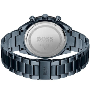 Blue ion-plated deployment clasp with engraved Boss logo on the bracelet of the 1513865