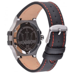 Stainless steel buckle clasp with Maserati logo on the leather strap of the R8851108001