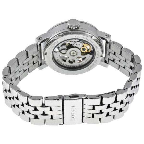 Photo of the silver-tone stainless steel deployment buckle on Fossil ME3067
