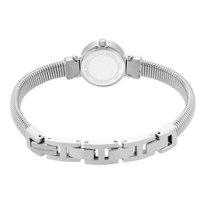 Detail of the open bangle fit for Michael Kors MK7529 Gramercy watch