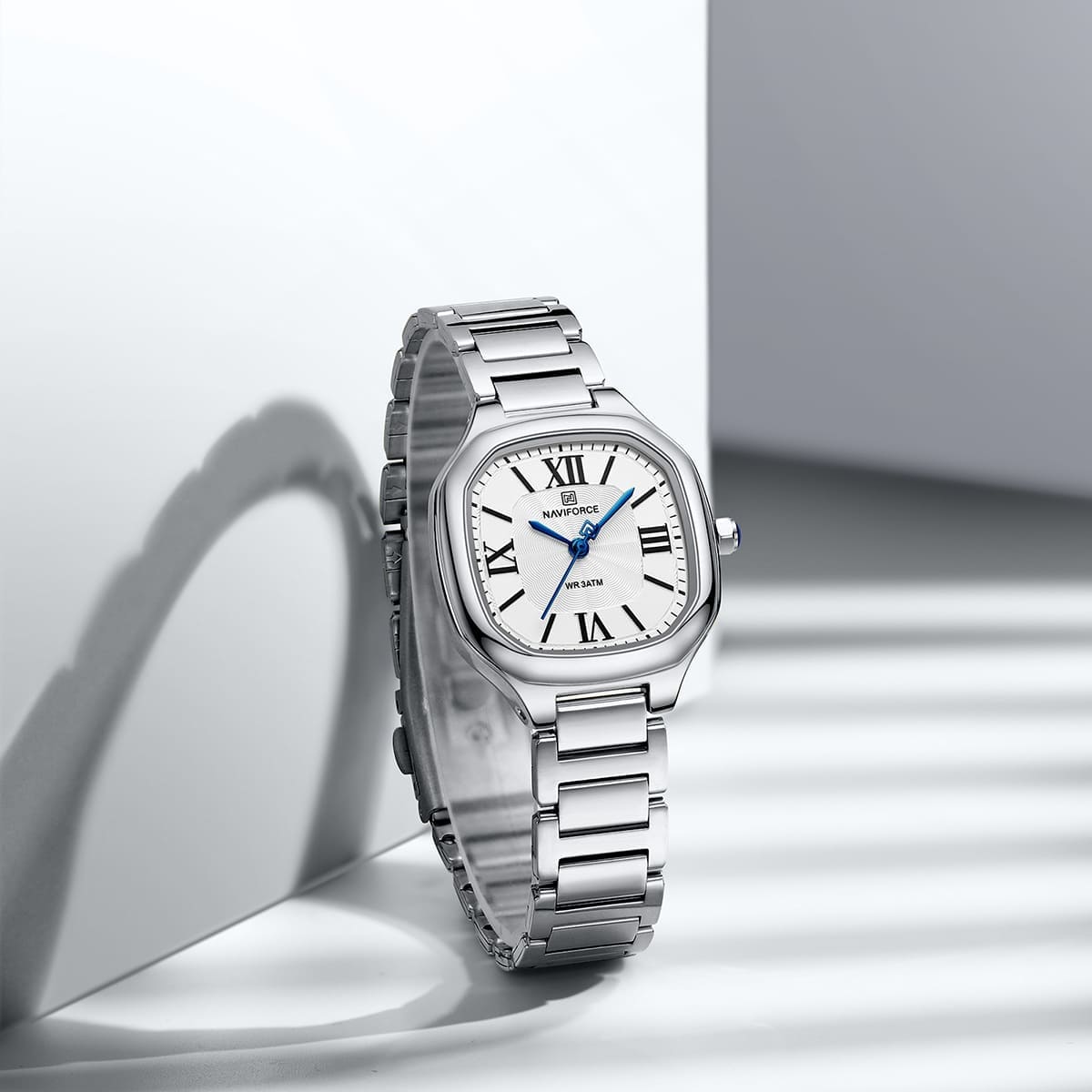 Naviforce NF5042-S-W-S Women's Watch – White Dial & Silver Steel Bracelet – view 4