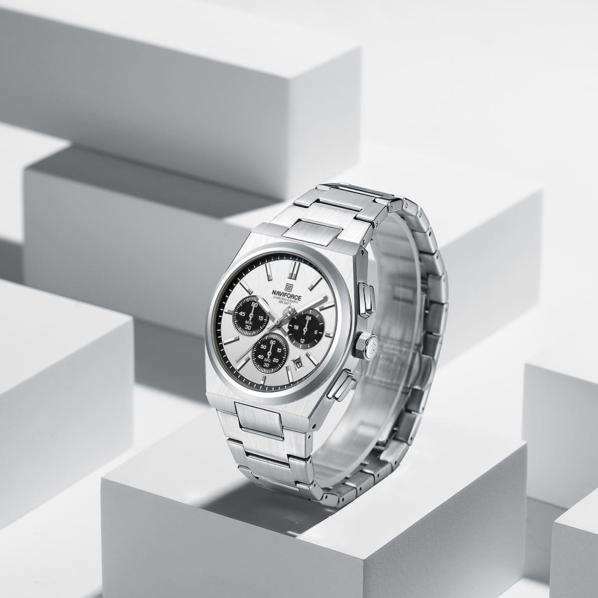 Naviforce NF8048G-S-W-S Men's Chronograph Watch – White Dial & Silver Steel Strap – view 3