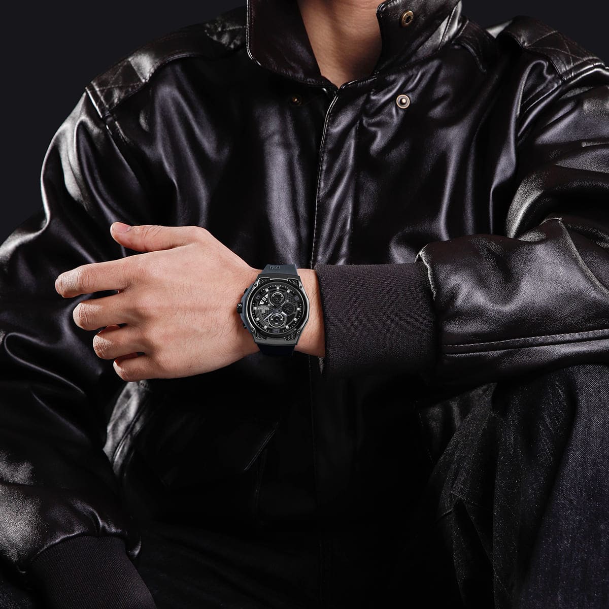 Naviforce NF8051T-B-B-GY Men's Chronograph Watch – Black Dial & Gray Rubber Strap – view 5