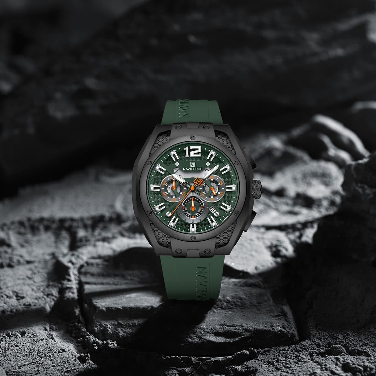 Naviforce NF8063-B-GN-GN Men's Round Chronograph Watch – Black Case, Green Dial & Green Rubber Strap – view 4
