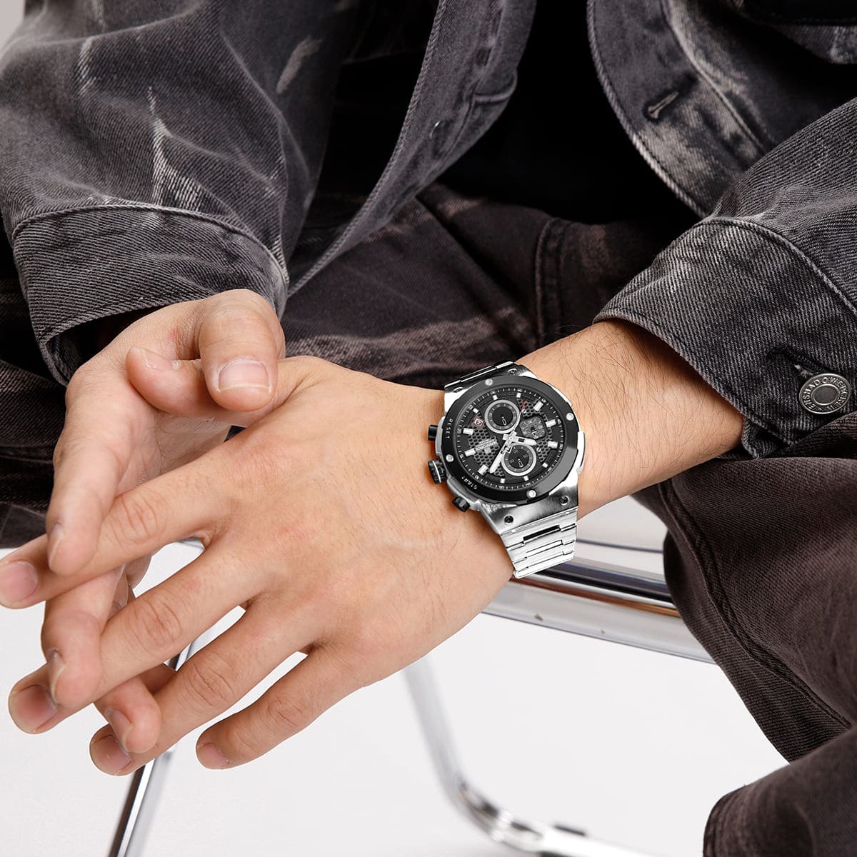 Naviforce NF8072-S-B-S Men's Multifunction Watch – Black Dial & Silver Steel Strap – view 5