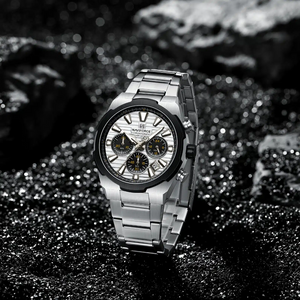 Naviforce NF8081-S-W-S Men's Chronograph Watch – White Dial & Silver Steel Strap – view 4
