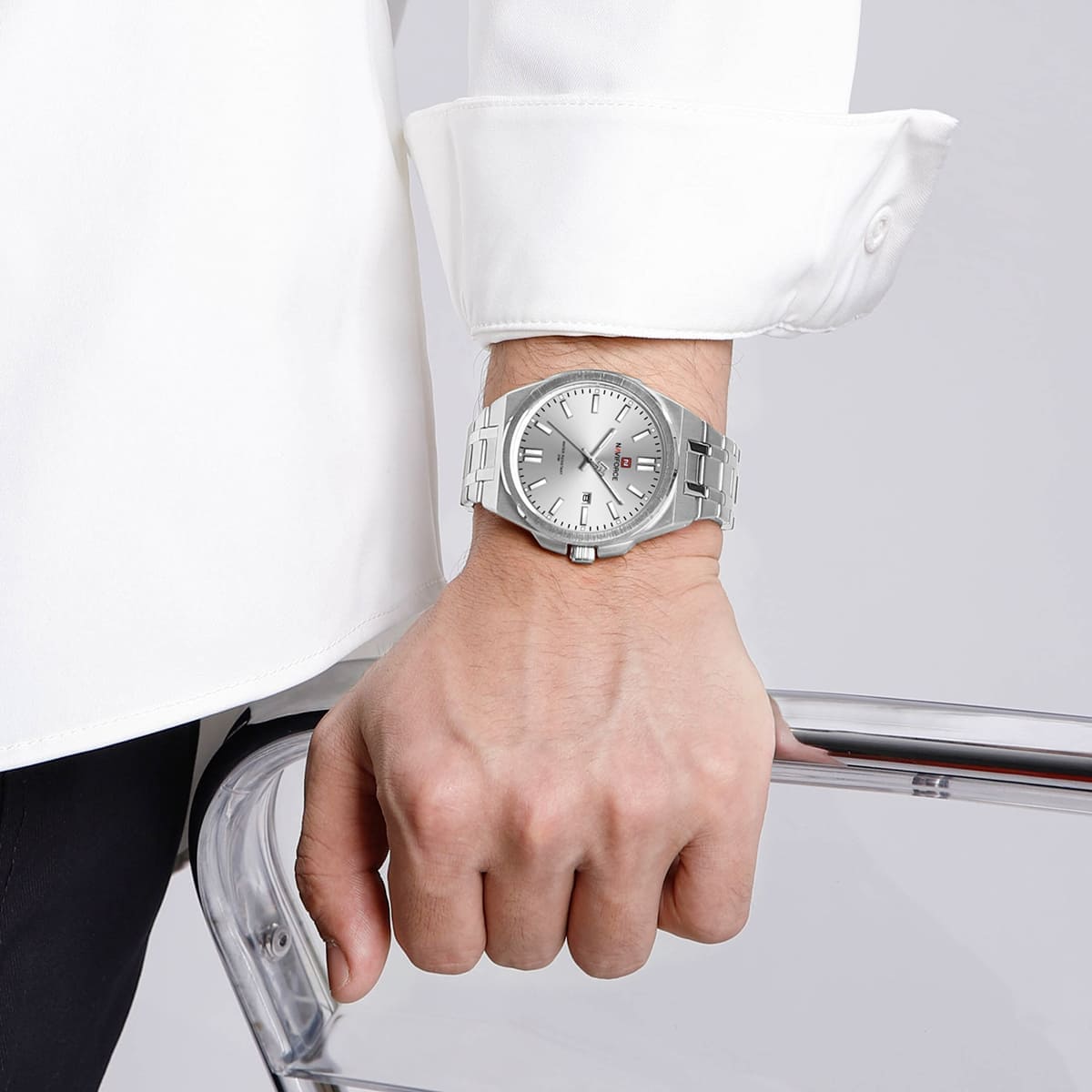 Naviforce NF9226-S-W-S Men's Business Watch – White Dial & Silver Steel Bracelet – view 5