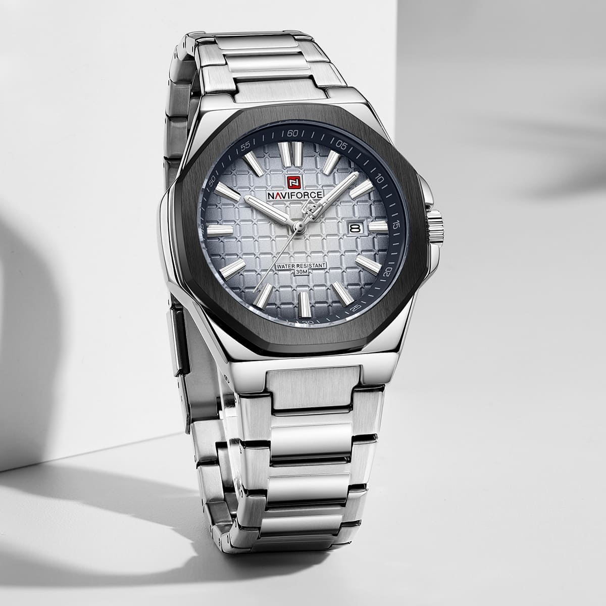Naviforce NF9258-S-W-S Men's Watch – White Dial & Silver Steel Strap – view 4
