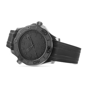 Omega Seamaster Diver 300M Black Black 210.92.44.20.01.003 men's automatic watch, 43.5mm black ceramic case, black rubber strap – side angle view