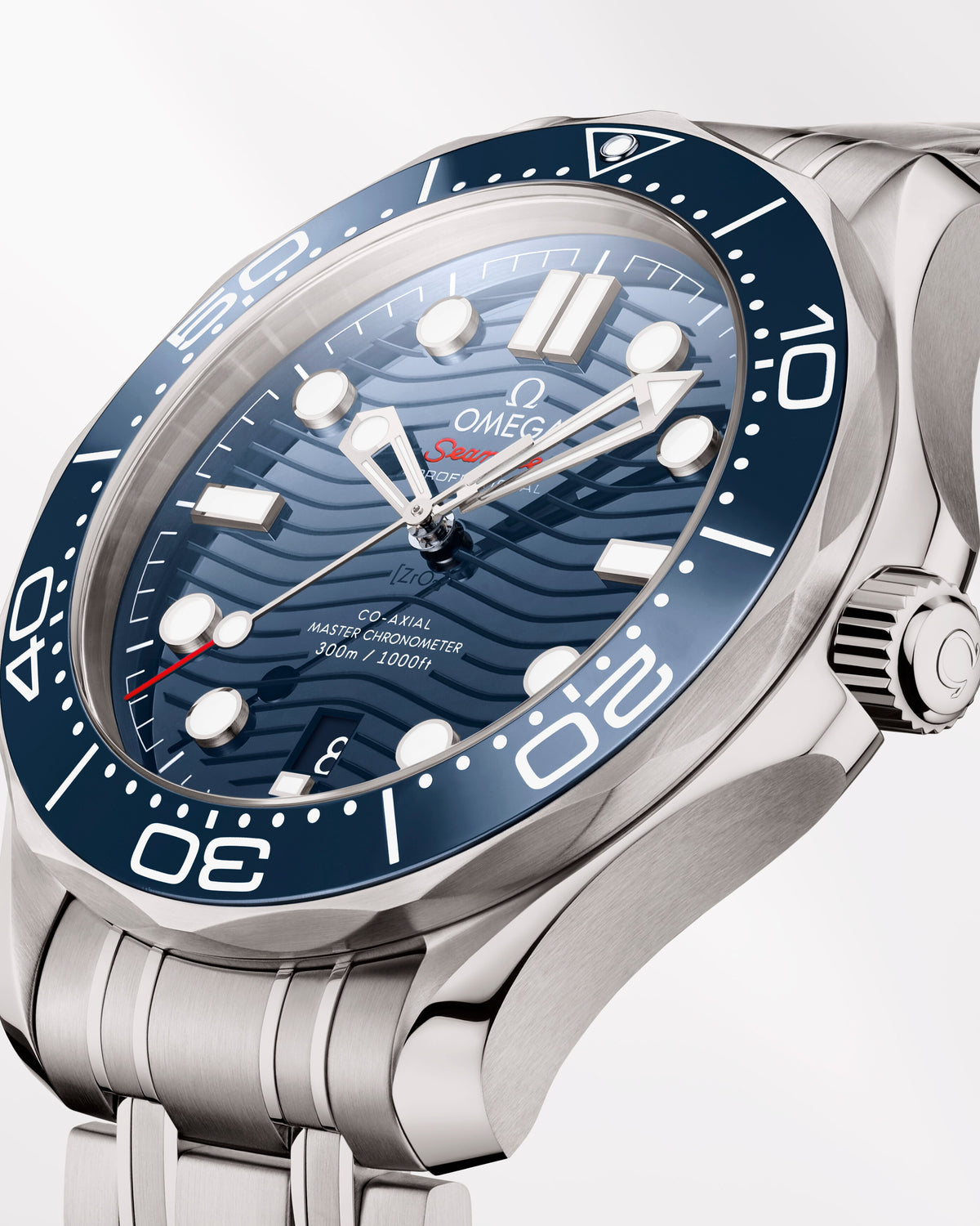 Omega Seamaster Diver 300M men's automatic watch, 42mm stainless steel case, blue dial, steel bracelet – angle view