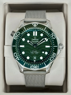 Omega Seamaster Diver 300M men's automatic watch, 42mm stainless steel case, green dial, mesh bracelet – dial view in box