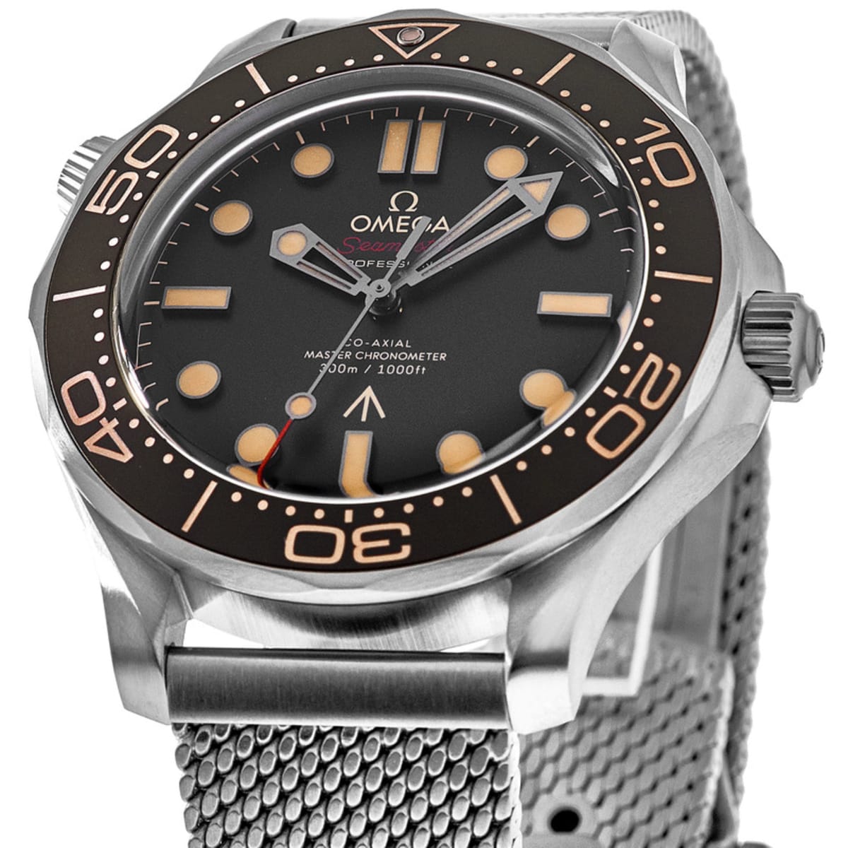Omega Seamaster Diver 300M Vintage men's automatic watch, 42mm case, brown dial, mesh bracelet – dial close-up