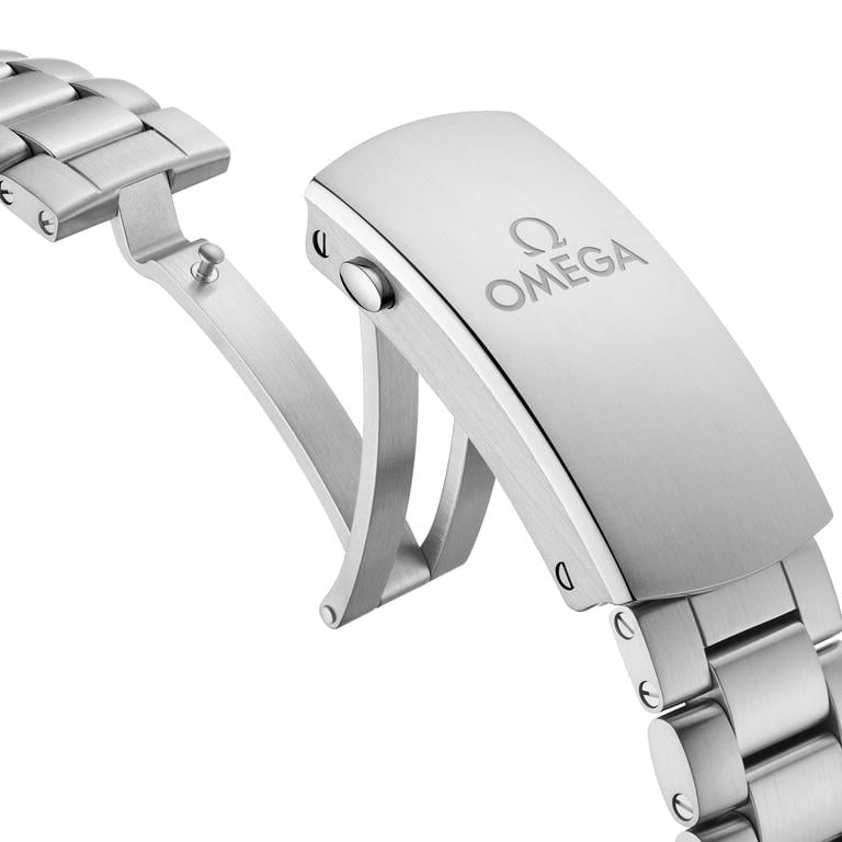 Omega Seamaster Planet Ocean men's automatic watch, 43.5mm stainless steel case, white dial, orange bezel, steel bracelet – bracelet clasp view