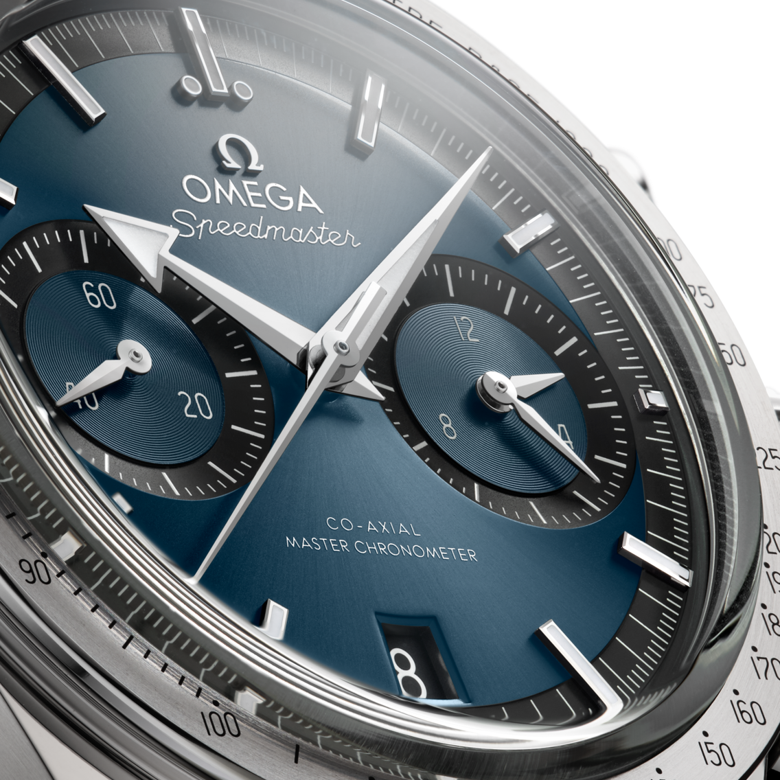 Omega Speedmaster '57 332.10.41.51.03.001 men's chronograph watch – blue chronograph dial close-up with Broad Arrow hands