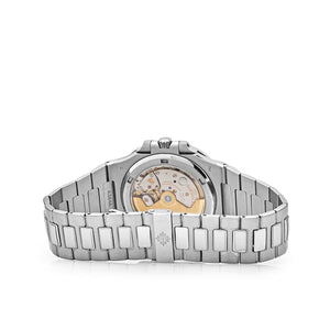 Patek Philippe Nautilus 40mm Men's Automatic Watch – detail view 4