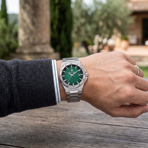 Live wrist shot of the Maserati Velocità Slim R8853153003 men's watch with stainless steel bracelet.