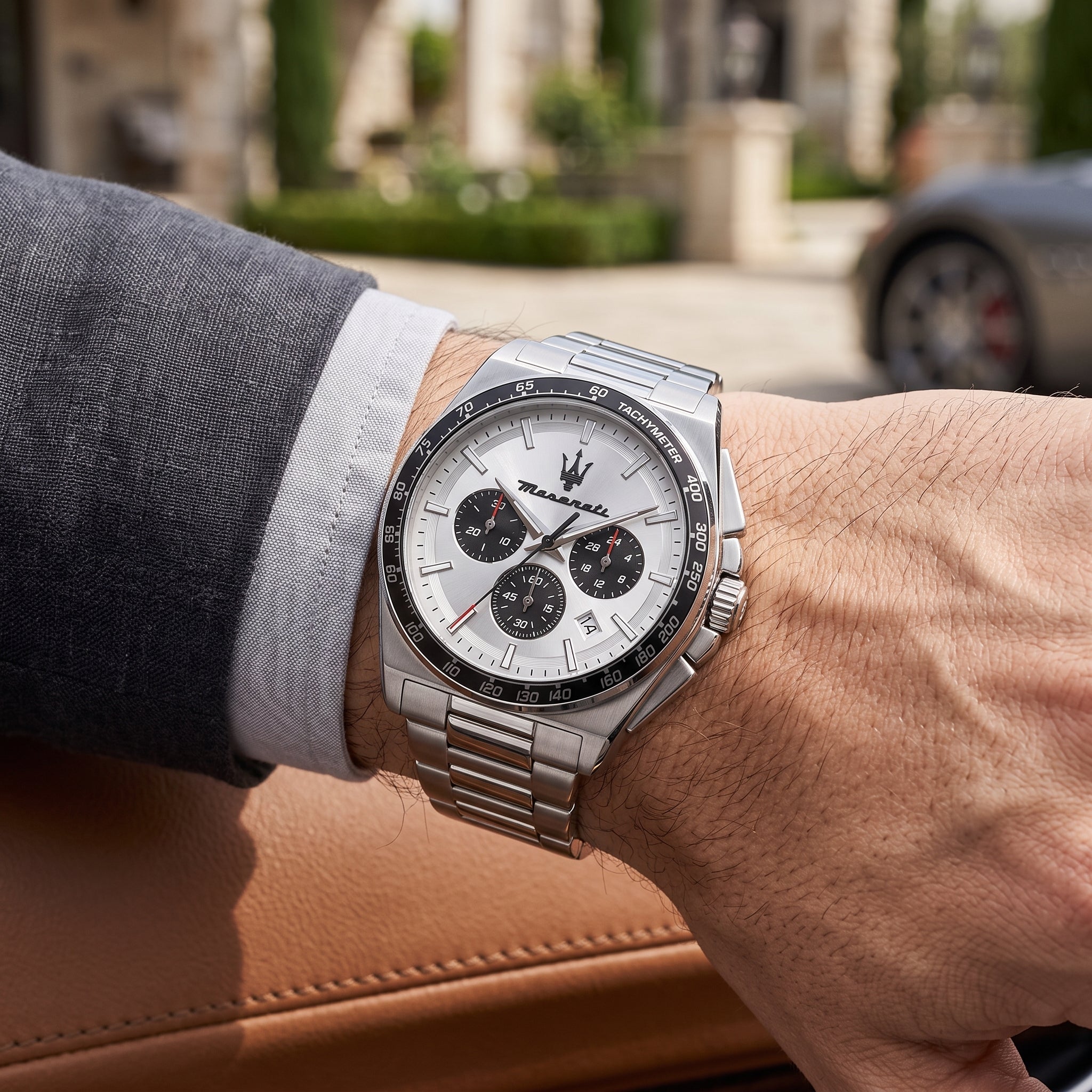 Live wrist shot of the Maserati Velocità R8873652006 men's chronograph watch with stainless steel bracelet.