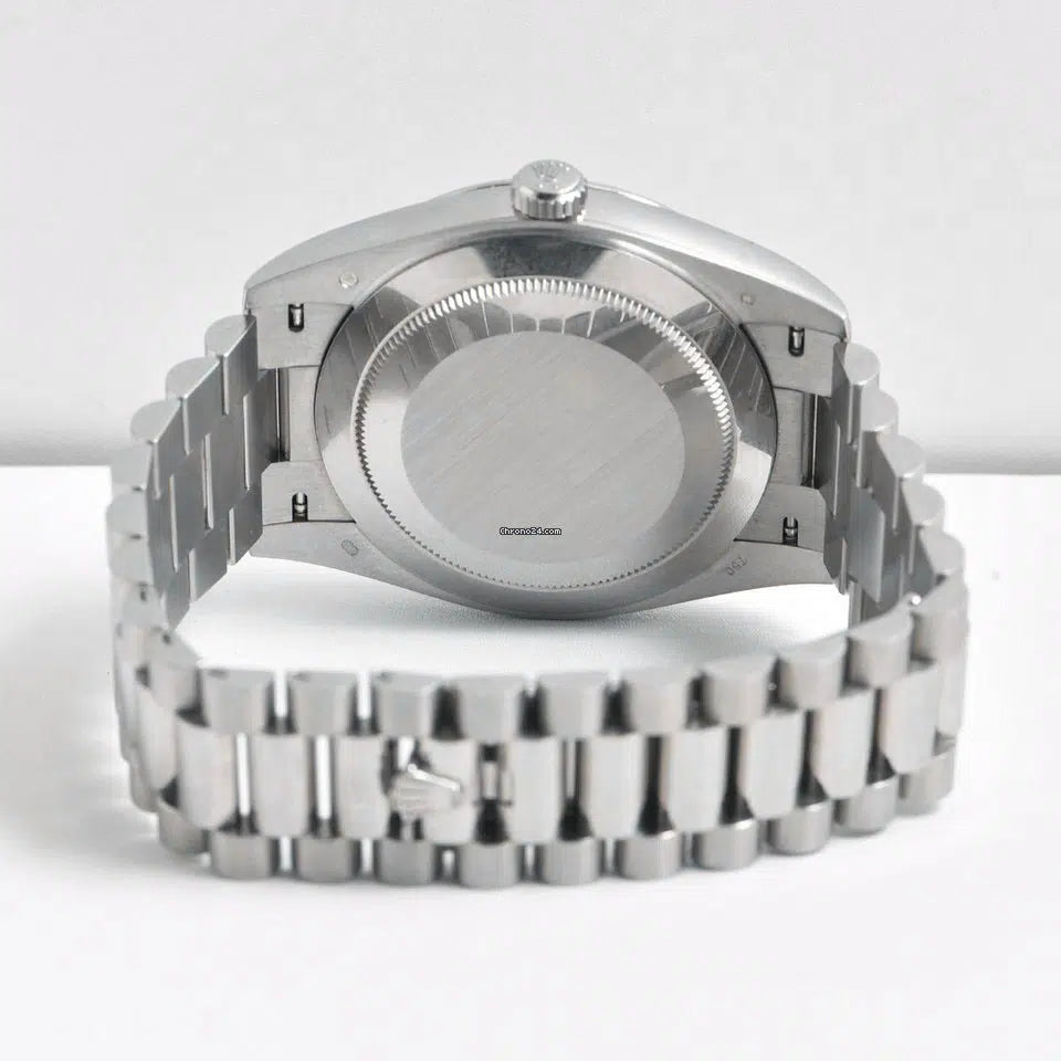 Rolex Day-Date men's mirror watch, silver dial – view 8
