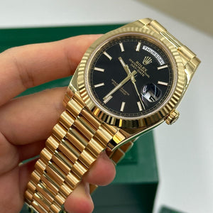 Rolex Day-Date men's mirror watch, black dial – view 2