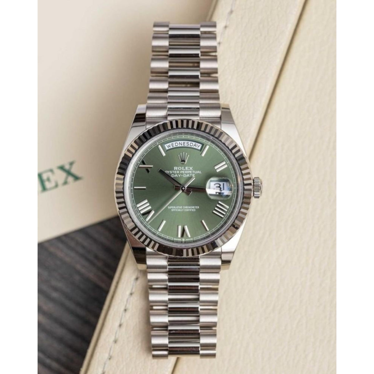 Rolex Day-Date men's mirror watch, green dial – view 4