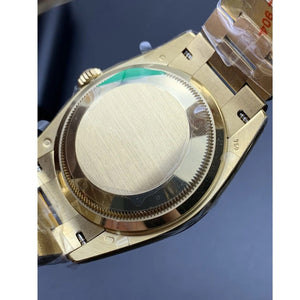 Rolex Day-Date men's mirror watch, green dial – view 3